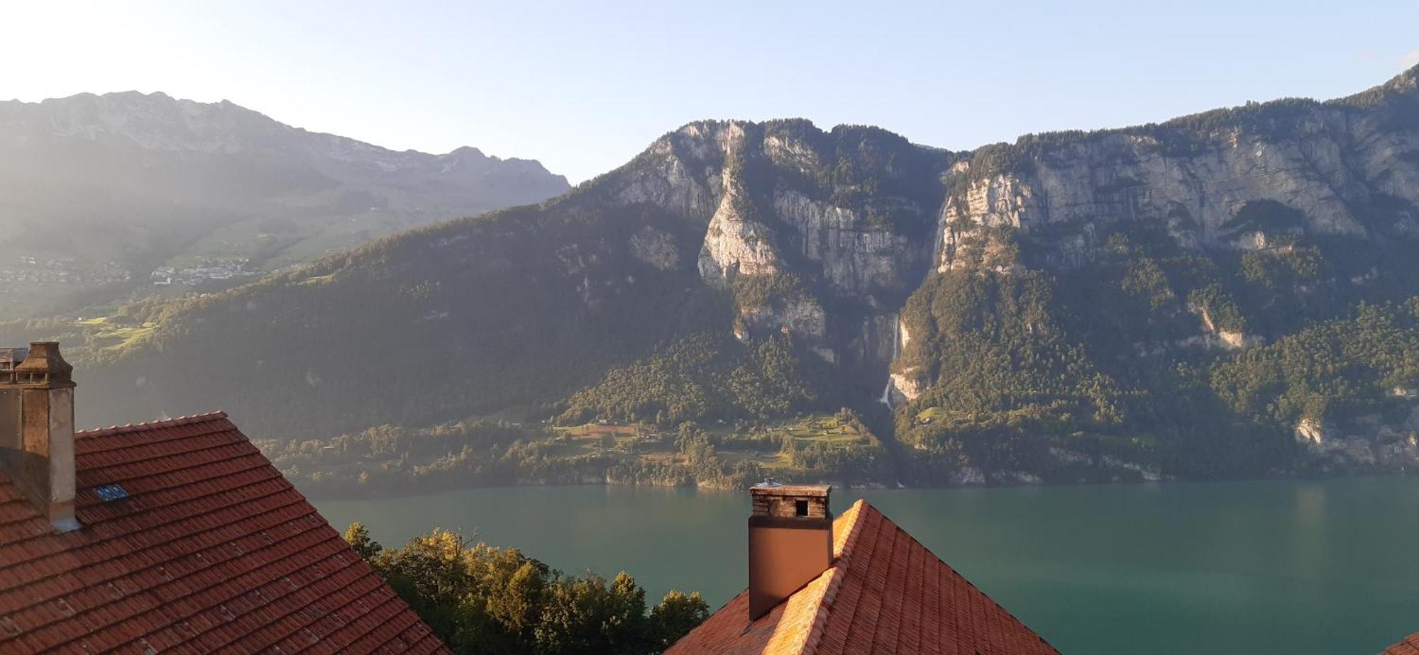 Apartment Panorama Am Walensee In Neubau-Villa Obstalden エクステリア 写真
